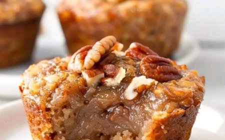 Pecan Pie Muffins