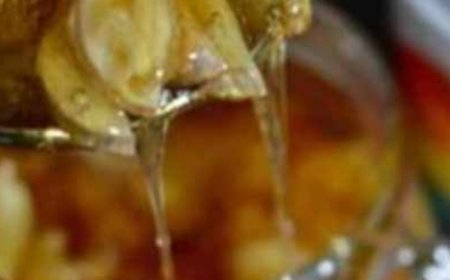 Garlic, Grated Ginger, Onion, Lemon Juice, and Honey: Just one teaspoon taken every day will leave you in awe