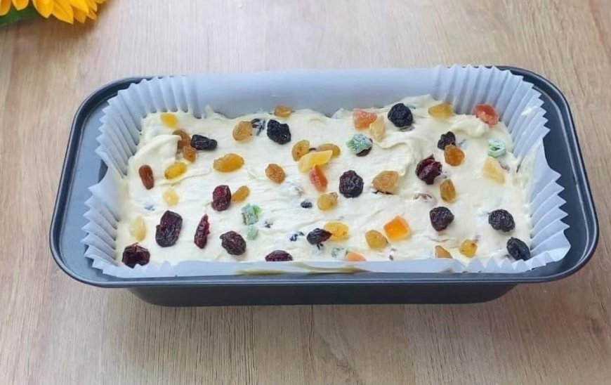 Mixed Fruit Pound Cake