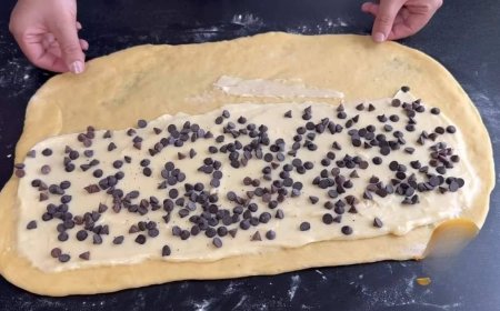 Vanilla Pastry Cream Filled