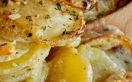 Garlic Lemon Butter Seared Scallops