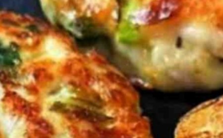 Irresistible Chicken Patties with Mozzarella