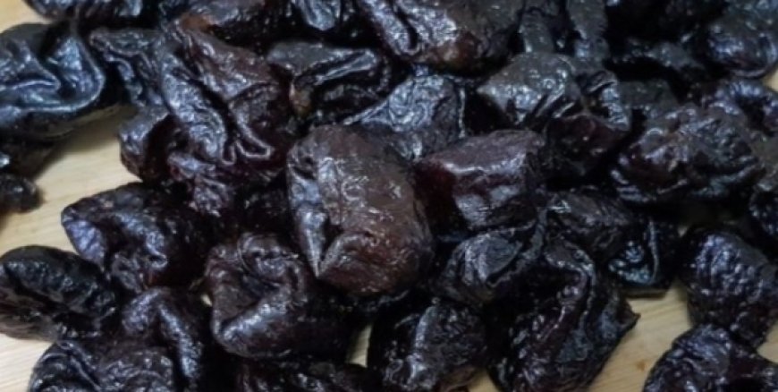 Clean Your Bowel with Dried Prunes: A Simple Way to Boost Your Health