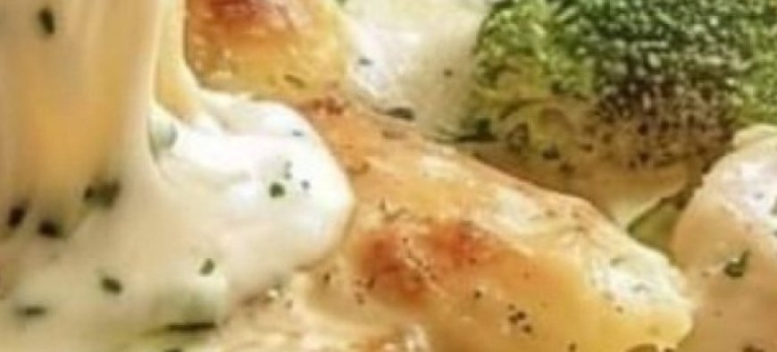 Creamy Broccoli and Chicken Pasta Bake