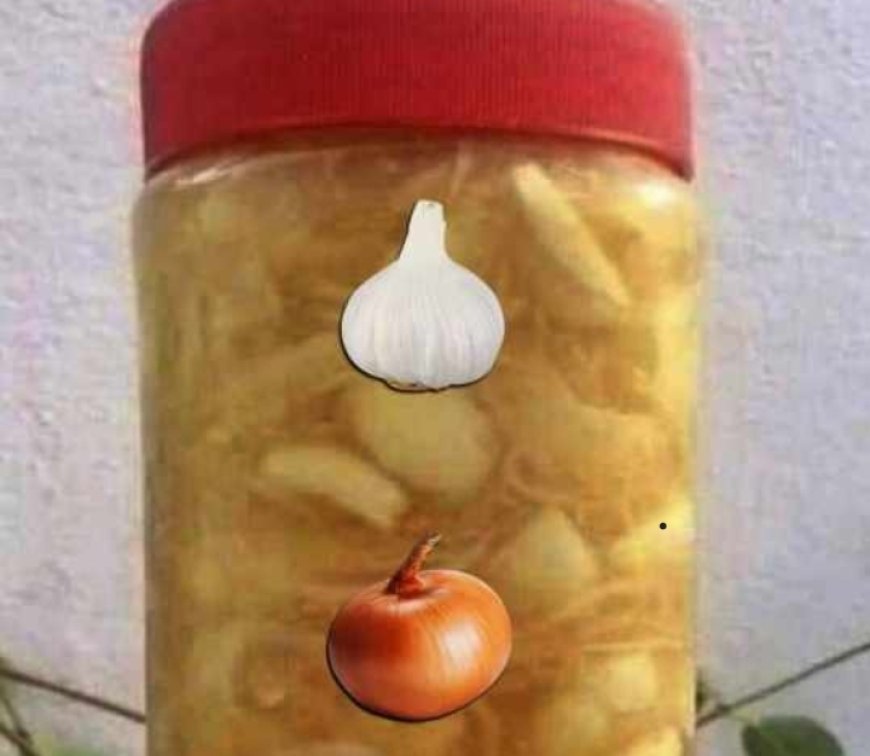 How to prepare it – Garlic, Lemon Juice, Grated Ginger and Honey: Just one teaspoon every day, and prepare to be amazed