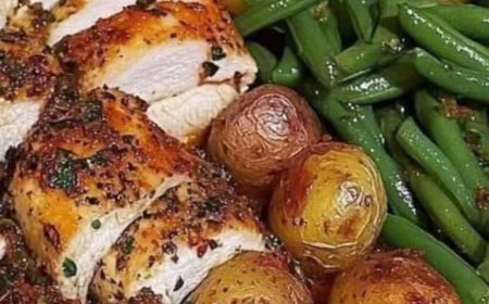 One-Pan Garlic Herb Chicken with Potatoes & Green Beans