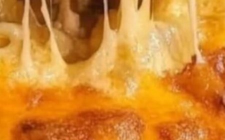 The Best Homemade Baked Mac and Cheese