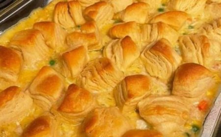 Chicken Pot Pie Bake