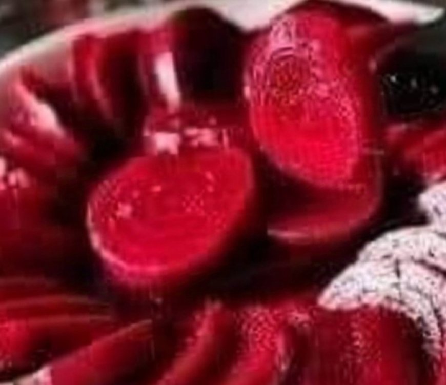 Revitalizing Beet and Lemon Juice