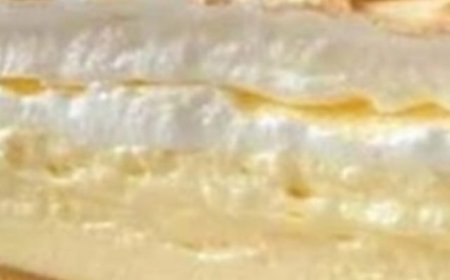 Wow, ultra-delicious teardrop cake