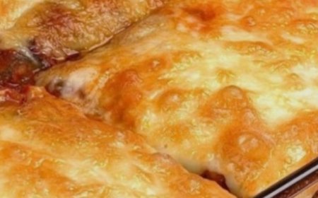 Cheesy Eggplant Gratin: A Hearty and Flavorful Vegetarian Bake