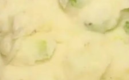 Reason Why You Should Not Boil Mashed Potatoes in Water!