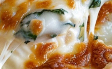 Creamy Shrimp and Crab Spinach Dip: The Ultimate Seafood Appetizer