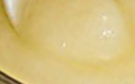 Vaseline and White Vinegar: Amazing Hacks You Never Knew