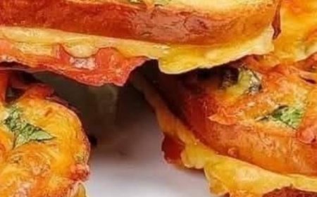 Cheesy Bacon and Sausage Breakfast Bake