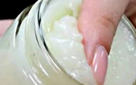 An ancient natural recipe for removing spots and lightening the skin