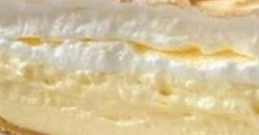 Wow, ultra-delicious teardrop cake