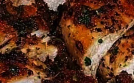 Sheet Pan Chicken with Roasted Potatoes and Green Beans