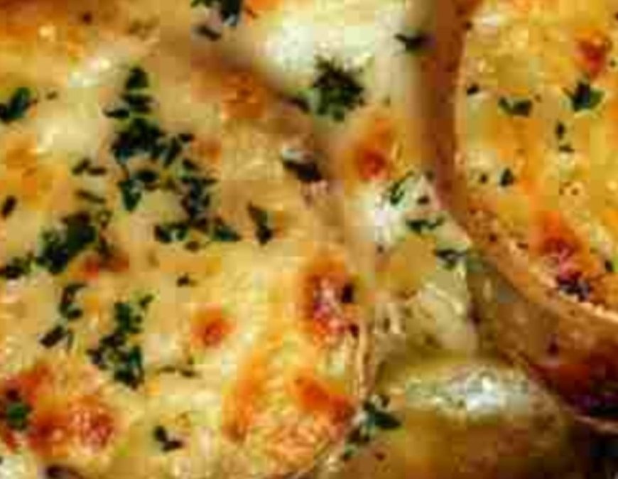 Herb-Infused Potatoes Au Gratin Foil Packets with Leeks