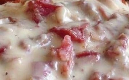 Creamed Chipped Beef on Toast: A Comforting American Classic