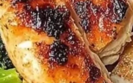 Grilled chicken and broccoli bowl with creamy garlic sauce