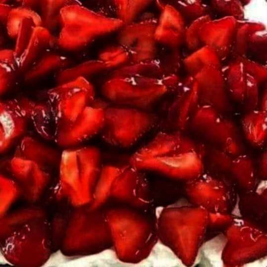 Recipe for Strawberry Cream Cheese Icebox Cake