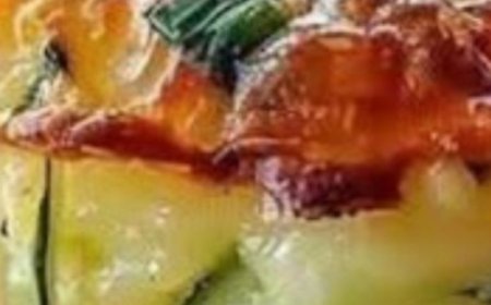 Crispy Parmesan Zucchini Potato Muffins