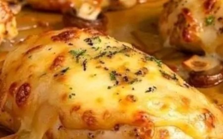 Poulet au four avec champignons et fromage