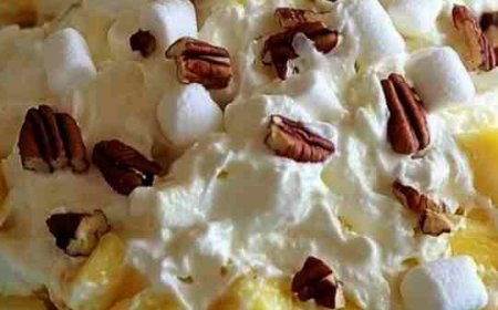 Pineapple Fluff Salad: The Ultimate Light & Creamy Dessert for Any Occasion