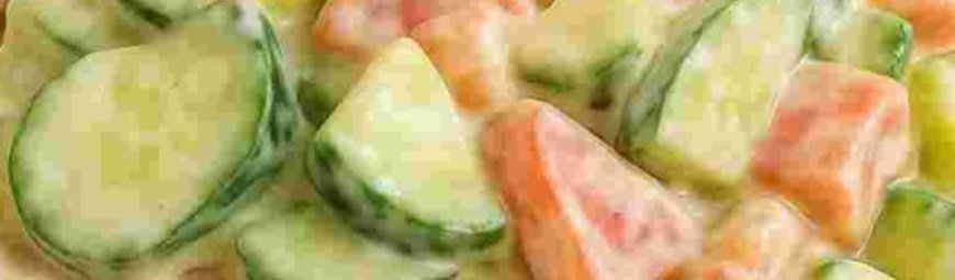Creamy Cucumber Salad with Vegetables