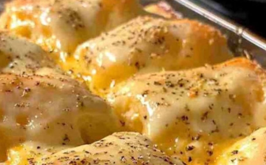 Grandma’s Timeless Peach Cobbler