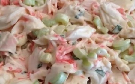 Classic Seafood Salad: A Light & Refreshing Delight