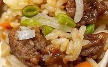 Fried Rice with Ground Beef and Vegetables