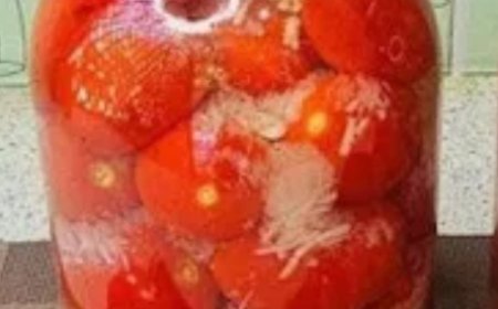 I’ve Been Storing Tomatoes This Way for 10 Years—and They’re Always as Fresh as Summer