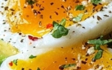 Avocado Toast with Soft-Boiled Eggs