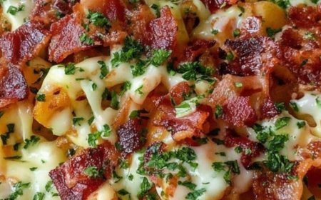 Loaded Cheese Fries with Crispy Bacon