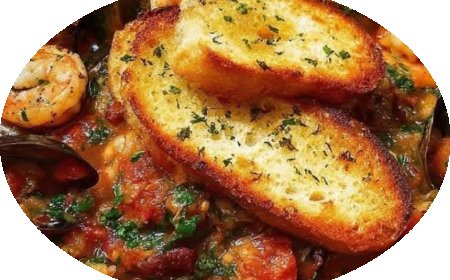 Hearty Seafood Stew with Garlic Toast