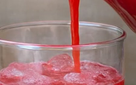 Turn Back Time with the Banana and Carrot Anti-Aging Face Mask