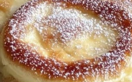 5-Minute Egg and Yogurt Pan Cake – No Oven, No Yeast, Just Pure Magic!