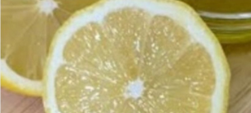 A Morning Ritual to Revitalize Your Liver: Olive Oil and Lemon